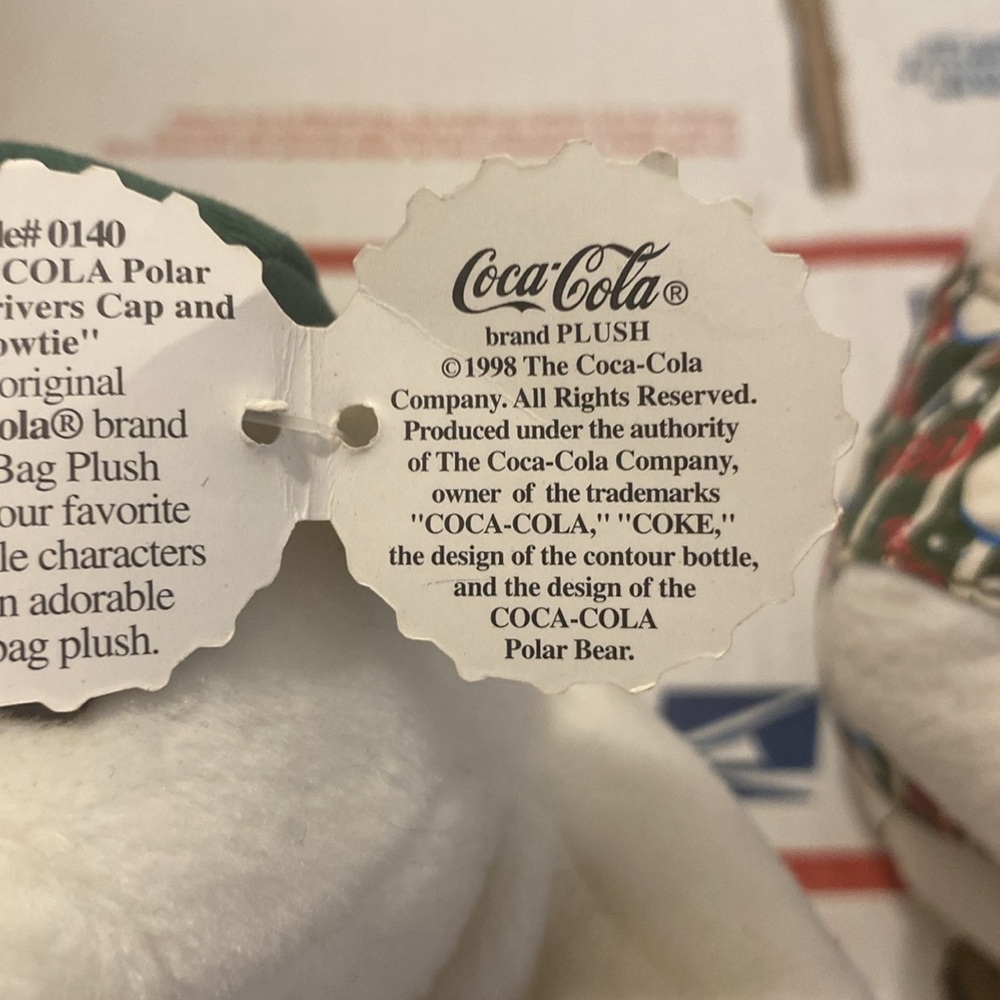 Bundle of (5) Coca Cola Beanies and (2)cap good condition - Picture 5 of 14